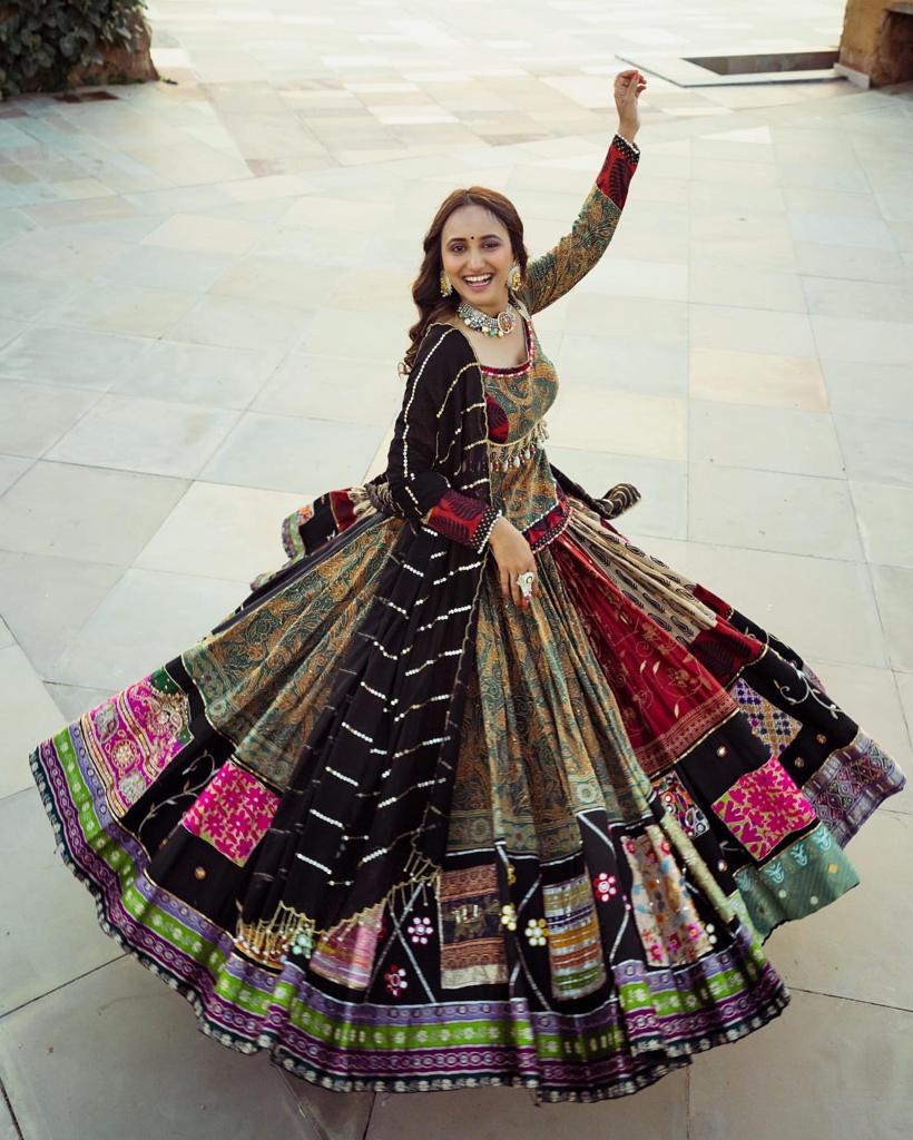 Black Green Lehenga Choli With Mirror Work And Attached Black Dupatta